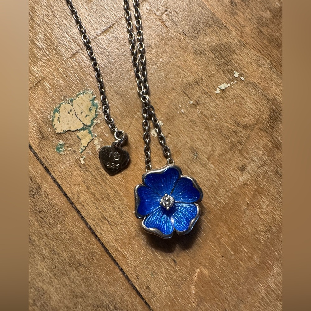 REAL STERLING SILVER BRIGHT BLUE HIBISCUS FLOWER NECKLACE WITH DIAMOND